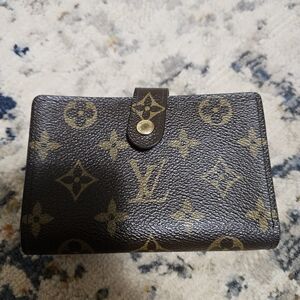 Authentic Louis Vuitton wallet